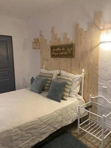 Acquella Hotel Cauro